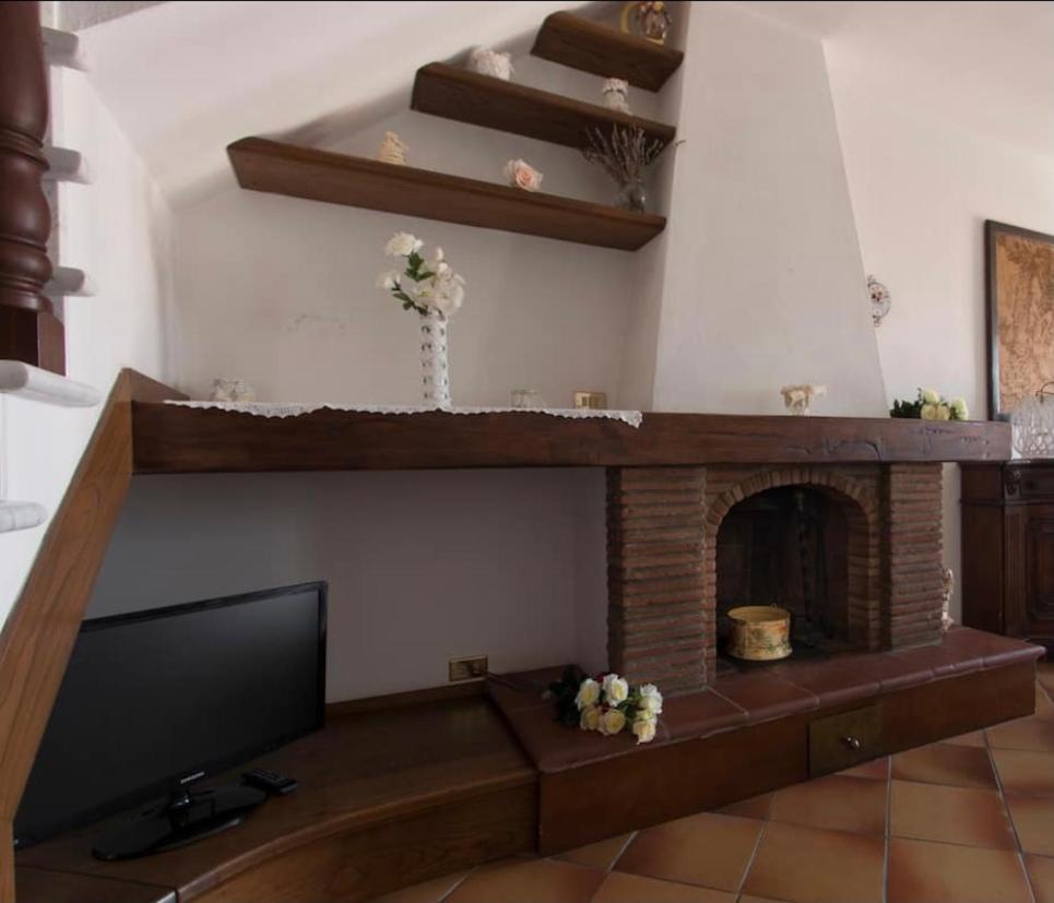 Splendida E Incantevole Casa A Due Passi Dal Mare Βιαρέτζιο Εξωτερικό φωτογραφία