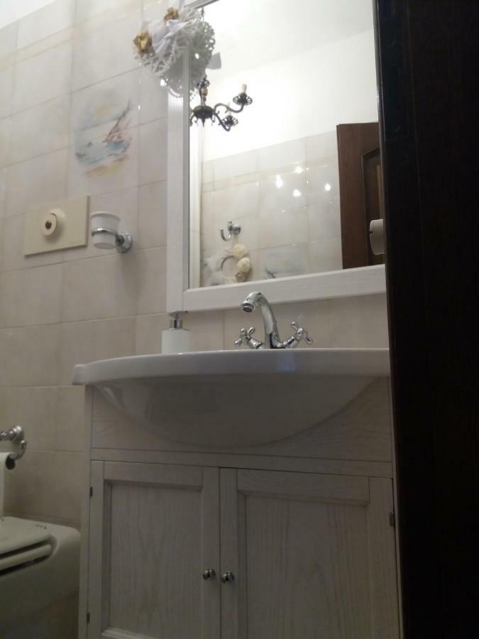 Splendida E Incantevole Casa A Due Passi Dal Mare Βιαρέτζιο Εξωτερικό φωτογραφία